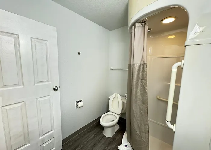 6-casper, Wy 3* Casper