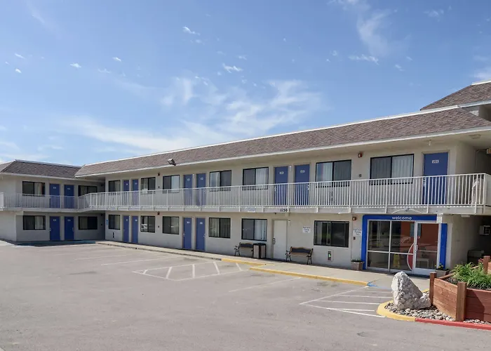 6-casper, Wy 3*