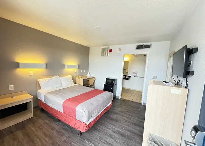 Hotel 6-casper, Wy 3*