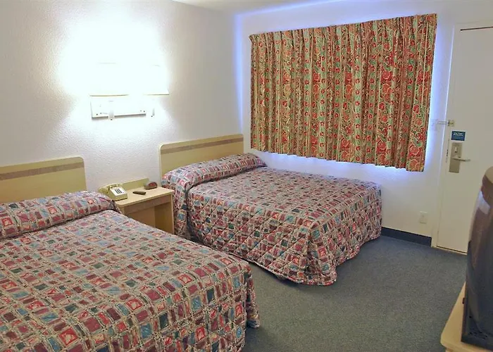 6-casper, Wy Hotel